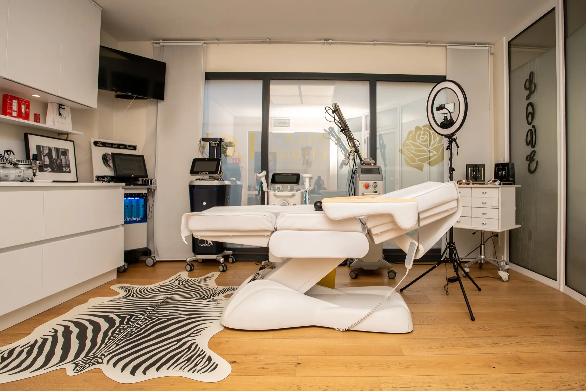 Bureau Dr Nadine Baron - La Villa Esthétique